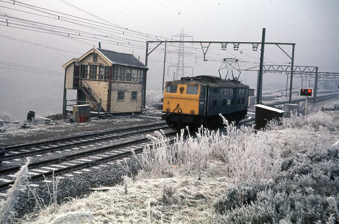 Class 76 & 40 Locomotives GUIDE BRIDGE RAILWAY STATION & FUEL DEPOT Circa 1981 